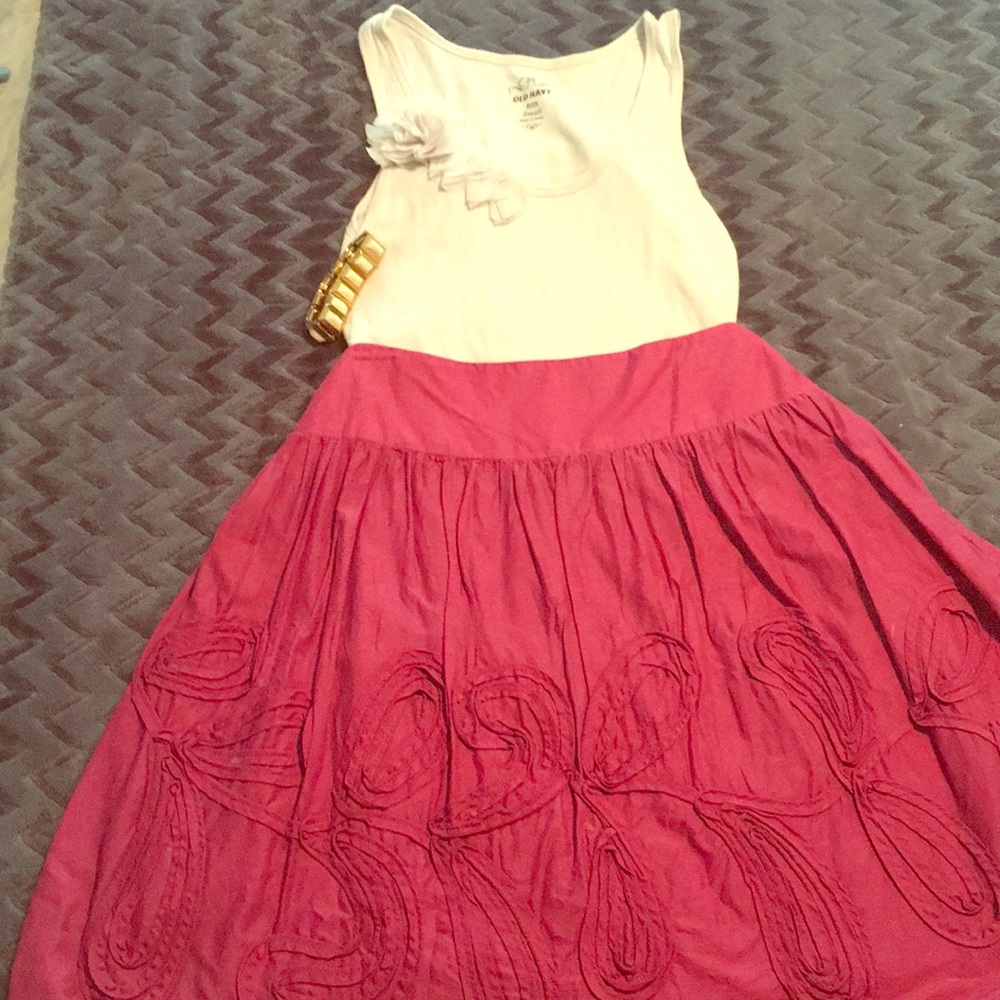 Loft burgundy skirt/ Sits on waist and flares out